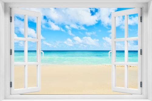 Fototapeta Naklejka Na Ścianę Okno 3D - Clear aqua blue sea water and white sand tropical beach