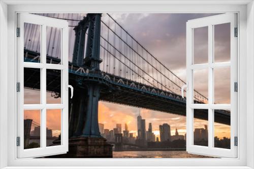Fototapeta Naklejka Na Ścianę Okno 3D - Manhattan Bridge Sunset