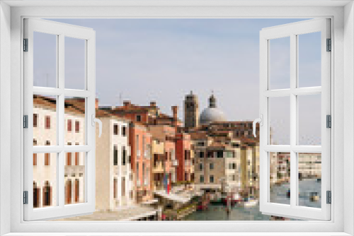 Fototapeta Naklejka Na Ścianę Okno 3D - Landscape of picturesque Venice channels.