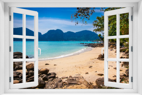 Fototapeta Naklejka Na Ścianę Okno 3D - Viking Beach on Phi Phi Islands, Krabi Province.Thailand.