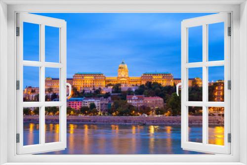 Fototapeta Naklejka Na Ścianę Okno 3D - Royal Palace in Budapest, Hungary