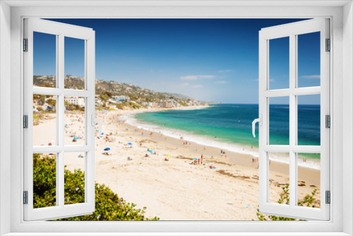 Fototapeta Naklejka Na Ścianę Okno 3D - Paradise in Laguna Beach