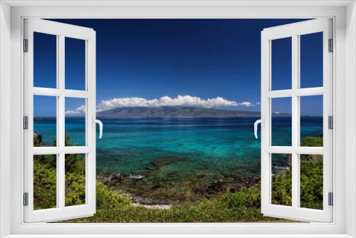 Fototapeta Naklejka Na Ścianę Okno 3D - Molokai viewed from Kapalua Bay on Maui.