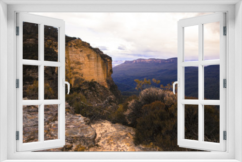 Fototapeta Naklejka Na Ścianę Okno 3D - Katoomba Blue Mountain secret unofficial lookout along Cliff Drive