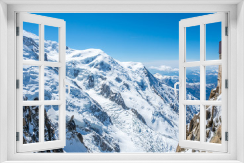 Fototapeta Naklejka Na Ścianę Okno 3D - Mont Blanc mountain peak in Chamonix, France