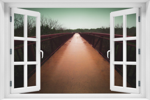 Fototapeta Naklejka Na Ścianę Okno 3D - Rainy Bridge