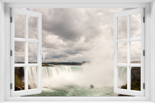 Fototapeta Naklejka Na Ścianę Okno 3D - Horseshoe Falls