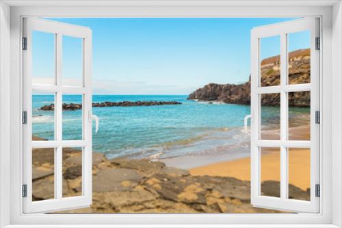 Fototapeta Naklejka Na Ścianę Okno 3D - Canary Islands. Beautiful beaches on a sunny day on the island of Tenerife. Shores of the atlantic ocean.