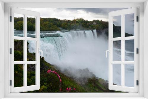 Fototapeta Naklejka Na Ścianę Okno 3D - NIagara falls on USA side