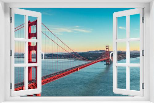 Fototapeta Naklejka Na Ścianę Okno 3D - Golden Gate bridge, San Francisco California. High resolution panorama