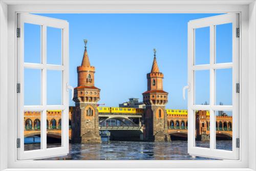 Fototapeta Naklejka Na Ścianę Okno 3D - Oberbaumbrücke, Berlin 