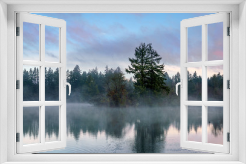 Fototapeta Naklejka Na Ścianę Okno 3D - Early Morning Fog On The Bay