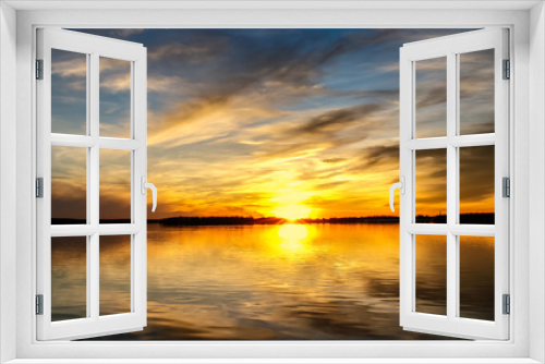 Fototapeta Naklejka Na Ścianę Okno 3D - Sunset on a Oklahoma lake.