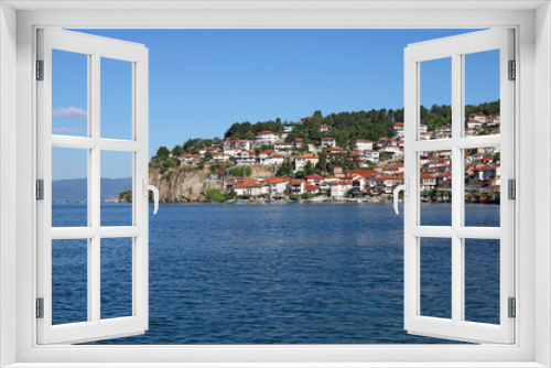 Fototapeta Naklejka Na Ścianę Okno 3D - Lake Ohrid and white houses on hill landscape Macedonia