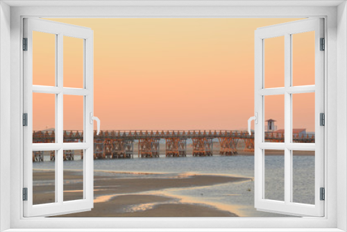 Fototapeta Naklejka Na Ścianę Okno 3D - Amanecer en la playa
