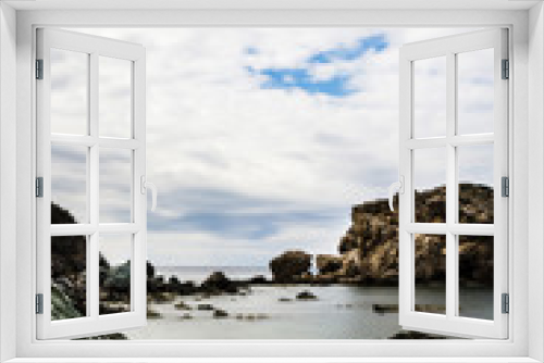 Fototapeta Naklejka Na Ścianę Okno 3D - Dreamy, long exposure, rocky seascape