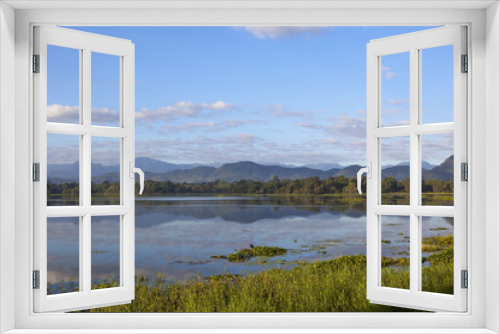 Fototapeta Naklejka Na Ścianę Okno 3D - sri lankan mirror lake at wasgamuwa national park
