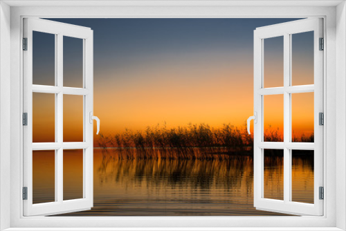Fototapeta Naklejka Na Ścianę Okno 3D - COlden sunset