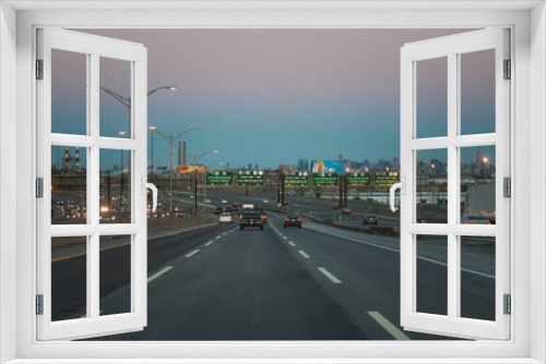 Fototapeta Naklejka Na Ścianę Okno 3D - American highway in New York City
