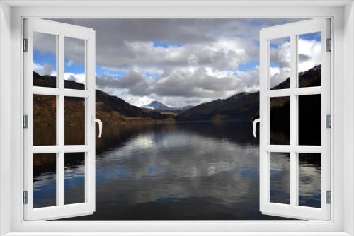Fototapeta Naklejka Na Ścianę Okno 3D - Loch Lomond Scotland