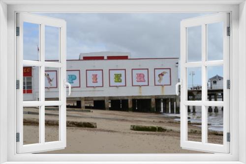 Fototapeta Naklejka Na Ścianę Okno 3D - Felixstowe Old Pier