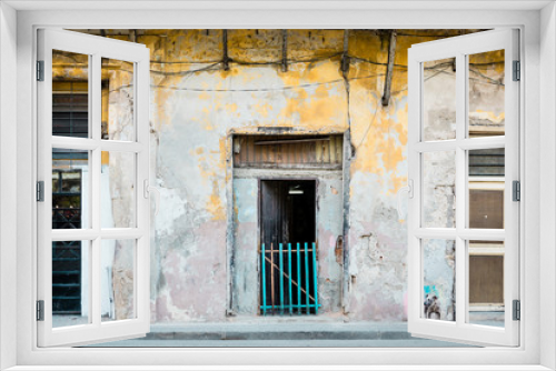Fototapeta Naklejka Na Ścianę Okno 3D - Havana Street