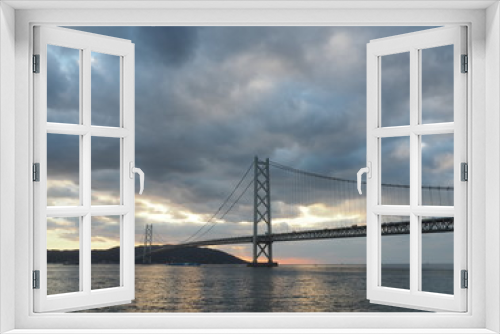 Fototapeta Naklejka Na Ścianę Okno 3D - 明石海峡大橋と夕陽