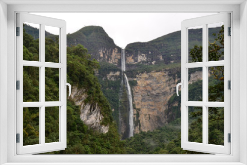 Fototapeta Naklejka Na Ścianę Okno 3D - Gocta waterfall, 771m high. Chachapoyas, Amazonas, Peru