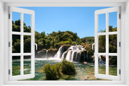 Fototapeta Naklejka Na Ścianę Okno 3D - O Parque Nacional de Krka situa-se na Croácia e é muito conhecido pelas suas sete cascatas