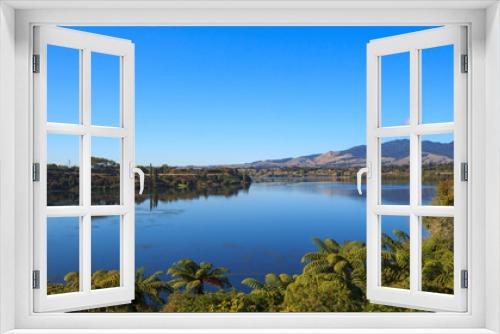 Fototapeta Naklejka Na Ścianę Okno 3D - Picturesque lake landscape
