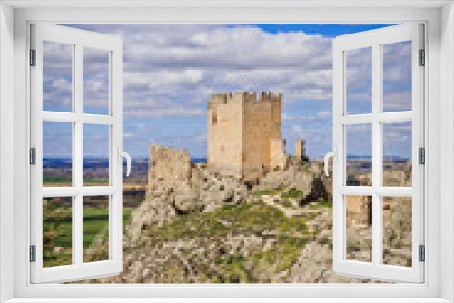Fototapeta Naklejka Na Ścianę Okno 3D - Oreja castle in Castilla la Mancha near Aranjuez  Madrid city Spain. Oreja is an abandoned village in spain. With his beautiful castle it is a good travel from Aranjuez the nearly city.