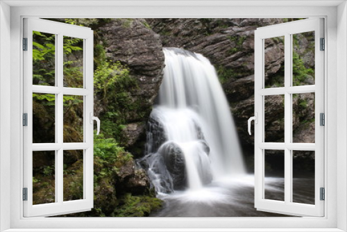 Fototapeta Naklejka Na Ścianę Okno 3D - Large Waterfall in Summer (James River Falls, Antigonish County, Nova Scotia)