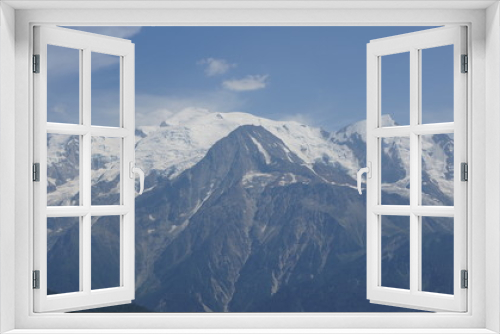 Fototapeta Naklejka Na Ścianę Okno 3D - montagne