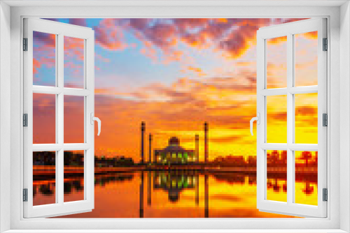 Fototapeta Naklejka Na Ścianę Okno 3D - Beautiful mosque in the sunset.