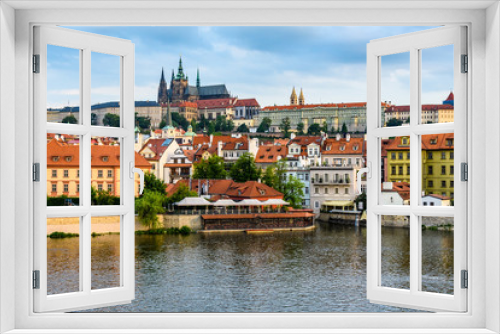Fototapeta Naklejka Na Ścianę Okno 3D - View of Cathedral and Castle from Charles Bridge, Prague, Czech Republic