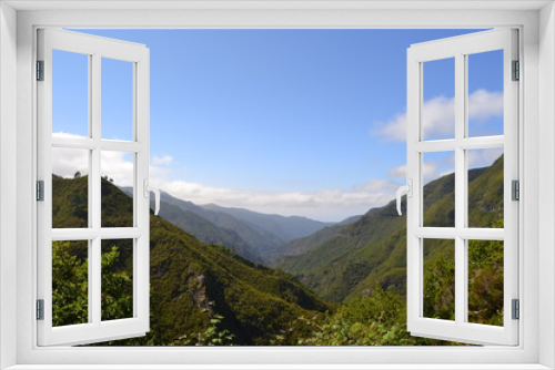 Vistas de las montañas de la isla de madeira