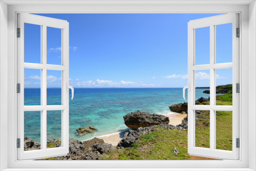 Fototapeta Naklejka Na Ścianę Okno 3D - 沖縄の青い海