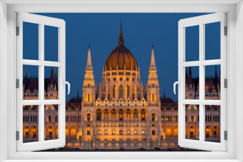 Fototapeta Naklejka Na Ścianę Okno 3D - The Hungarian Parliament Building on the bank of the Danube in Budapest
