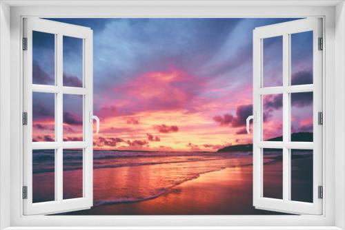 Fototapeta Naklejka Na Ścianę Okno 3D - Beautiful sunset on ocean beach. Sky is reflecting at water.