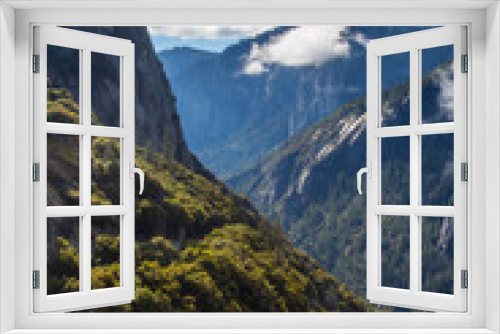 Fototapeta Naklejka Na Ścianę Okno 3D - Southern Yosemite Valley