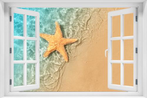 Fototapeta Naklejka Na Ścianę Okno 3D - starfish on the summer beach in sea water.