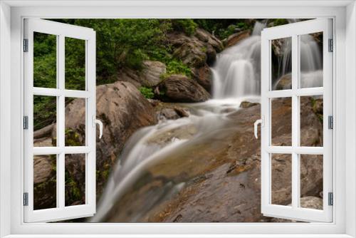 Fototapeta Naklejka Na Ścianę Okno 3D - Kaskadenwasserfall Barbarossaschlucht