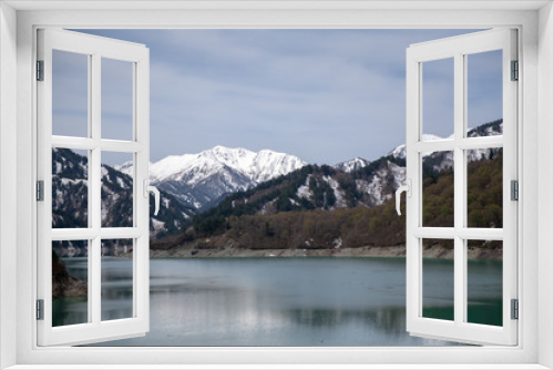 Fototapeta Naklejka Na Ścianę Okno 3D - Scenery of lake and mountains from Kurobe Dam in Tateyama Kurobe Alpine Route, Japan