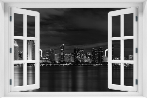 Fototapeta Naklejka Na Ścianę Okno 3D - San Diego Night - B&W