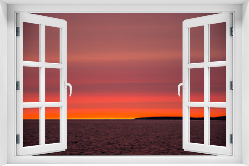 Fototapeta Naklejka Na Ścianę Okno 3D - Northen red sky in the sea