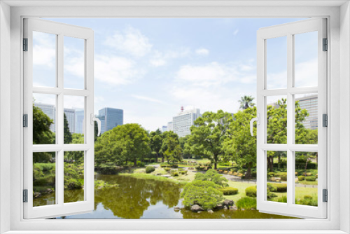 Fototapeta Naklejka Na Ścianę Okno 3D - Sinjiike Pond in Hibiya park