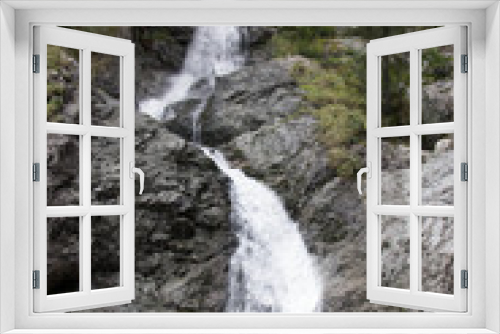 Fototapeta Naklejka Na Ścianę Okno 3D - montagna