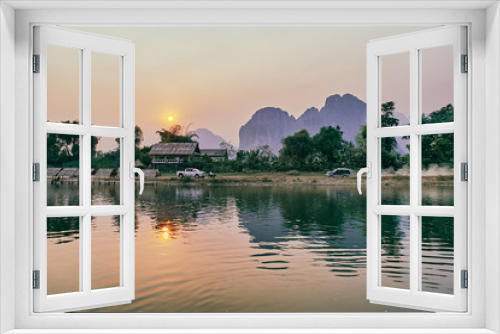 Fototapeta Naklejka Na Ścianę Okno 3D - Nam Song river at Vang Vieng, Laos