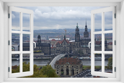 Fototapeta Naklejka Na Ścianę Okno 3D - Dresden Altstadt, Ansicht vom gegenüberliegenden Elb-Ufer