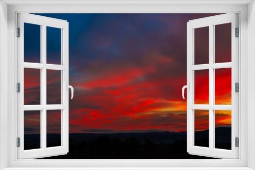 Fototapeta Naklejka Na Ścianę Okno 3D - Red sky at the sunset